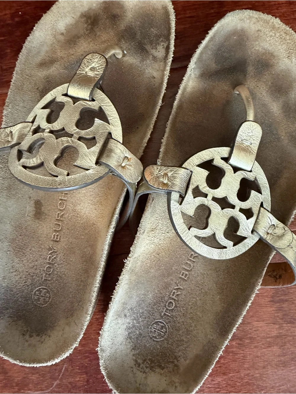 Tory Burch Gold Logo Thong Sandals 7.5